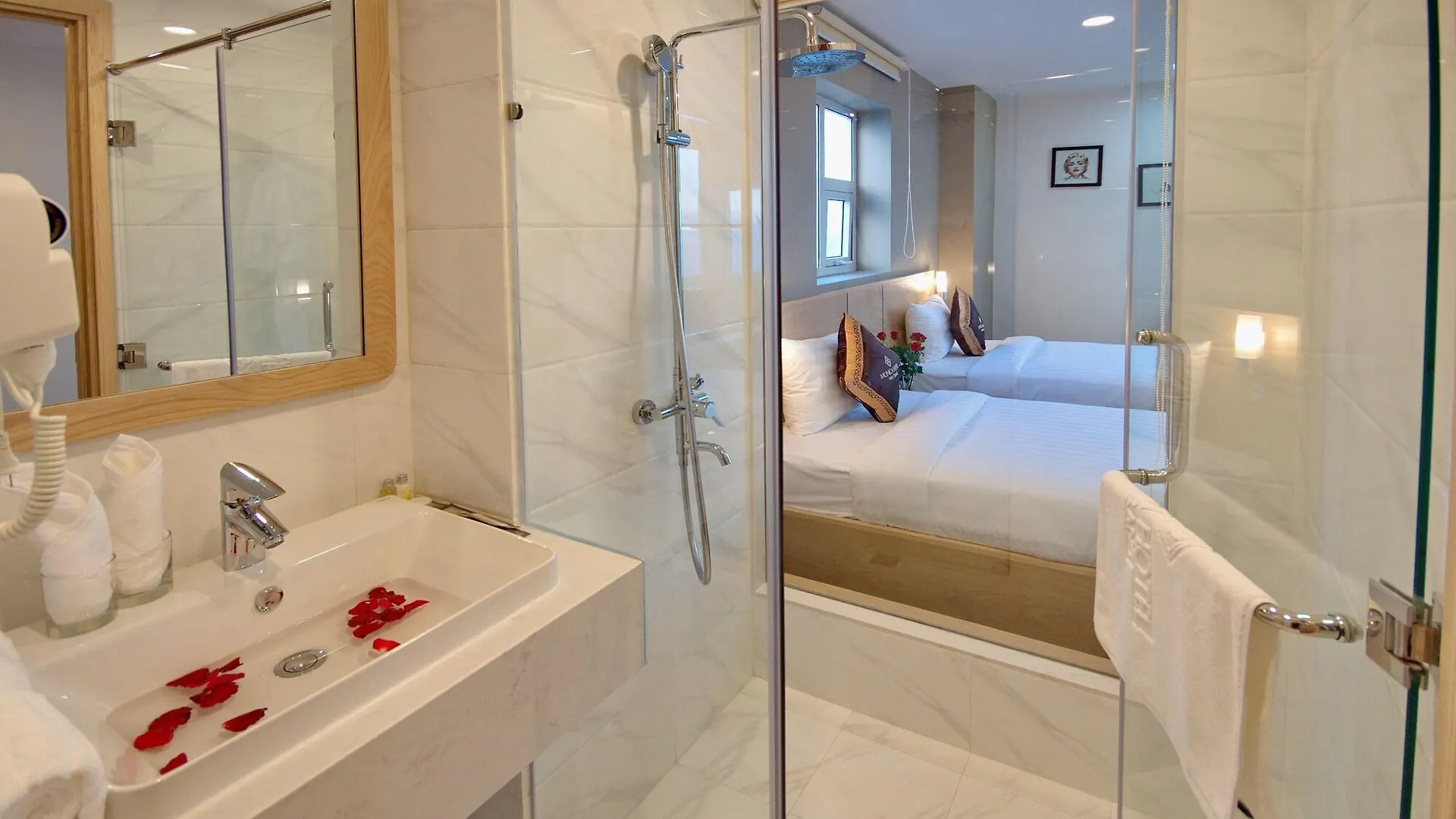 Gibson Hotel Nha Trang Vietnam