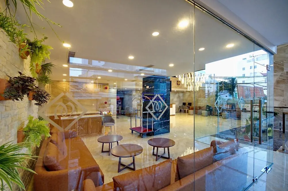 Gibson Hotel Nha Trang 4*,