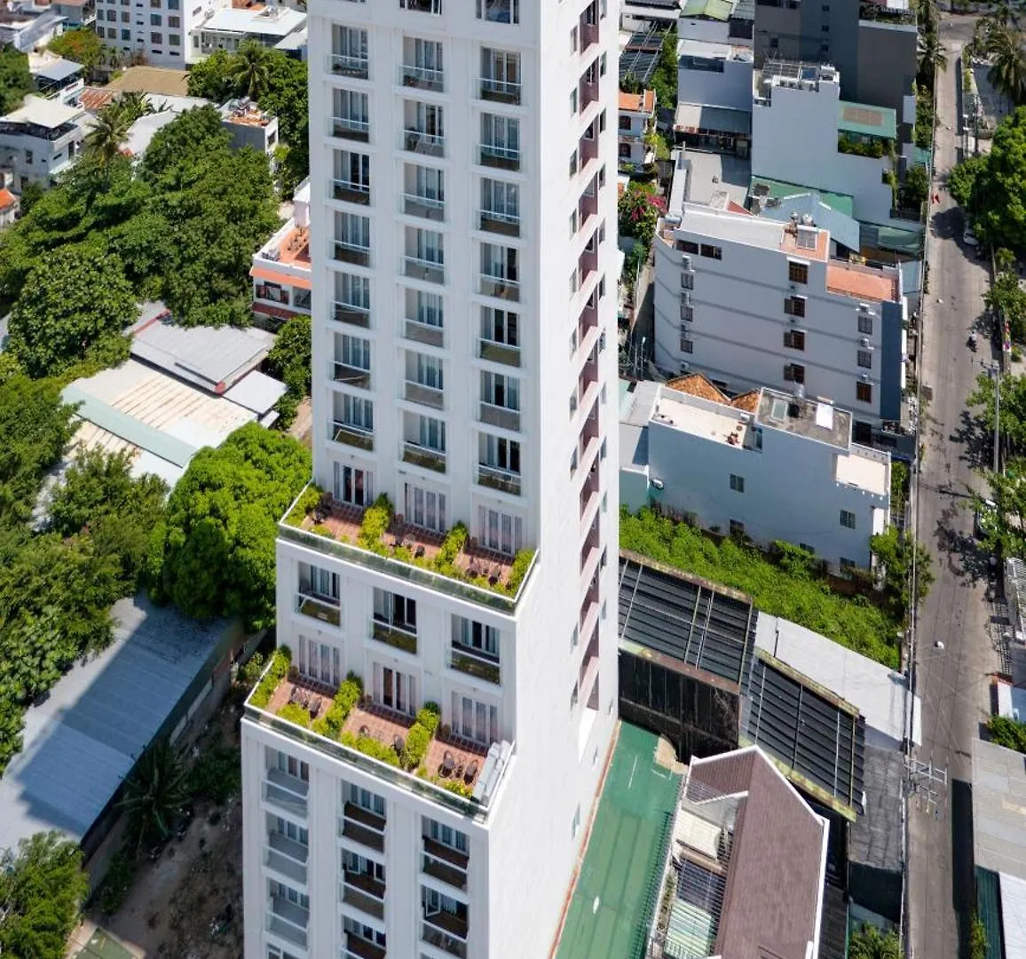 Gibson Hotel Nha Trang 4*,